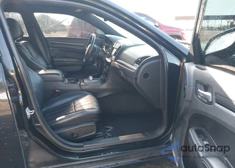 2015 Chrysler 300 300S из США, поврежденный, VIN 2C3CCABG0FH830281